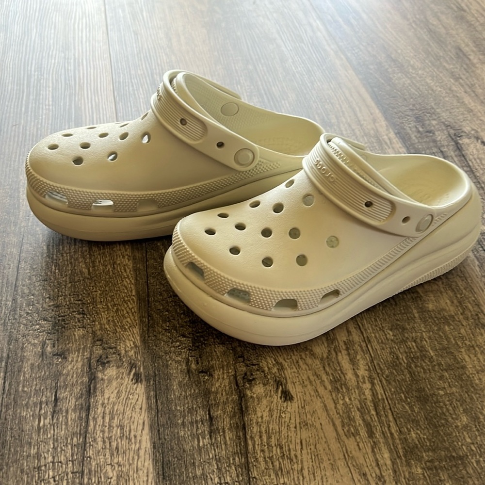 #129. Crocs crush clog in color BONE